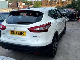 Nissan Qashqai Hatchback Dci Acenta Smart Vision 2014 Silver #16