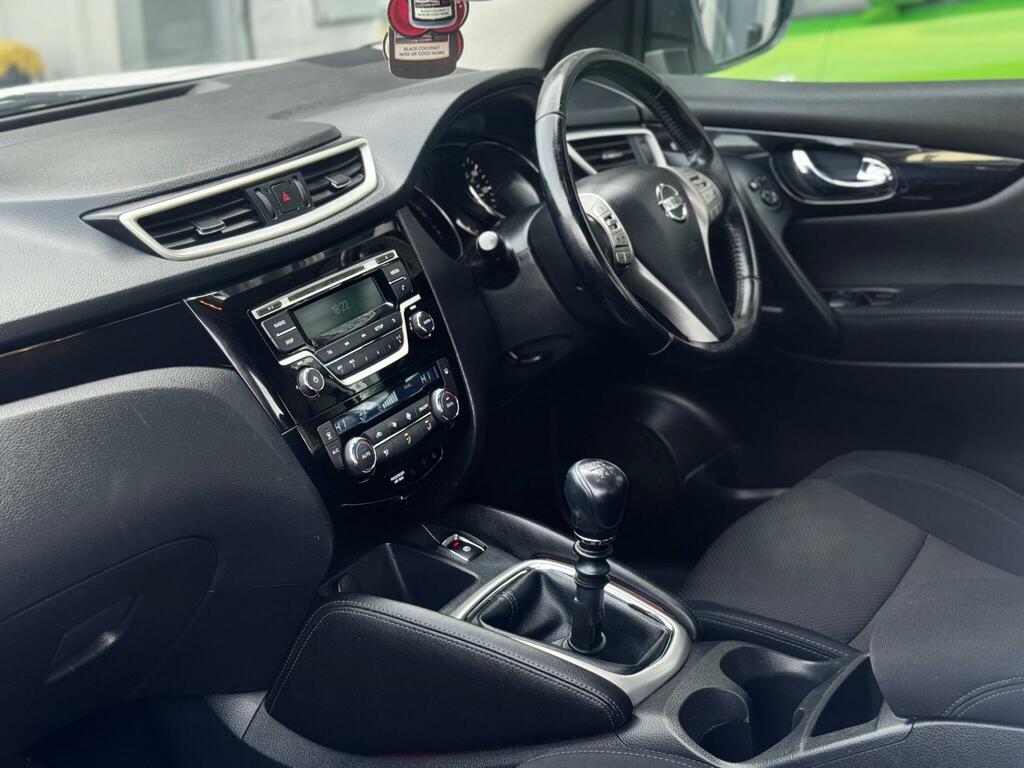 Nissan Qashqai Hatchback Dci Acenta Smart Vision 2014 Silver #7