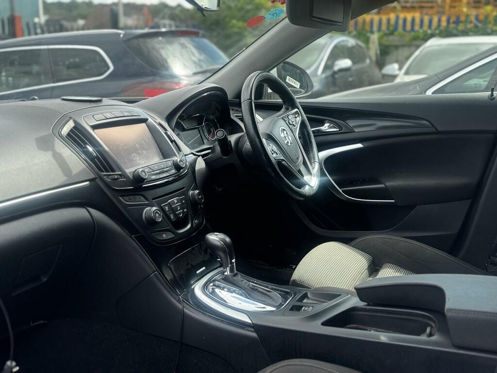 Vauxhall Insignia Estate  #5