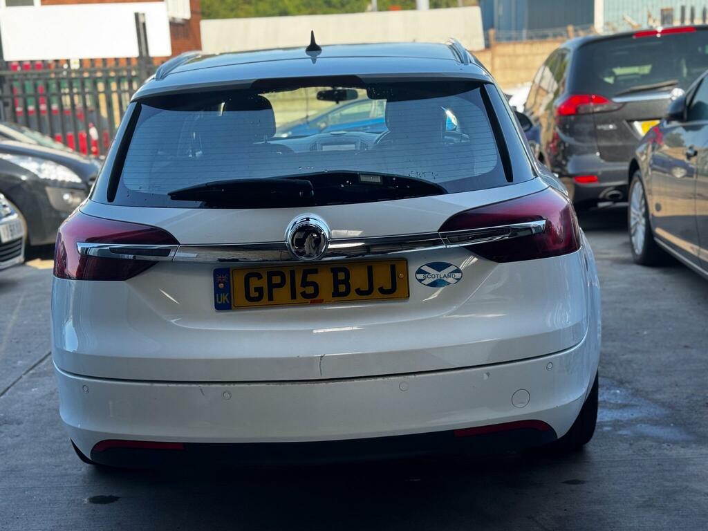 Vauxhall Insignia Estate  #4