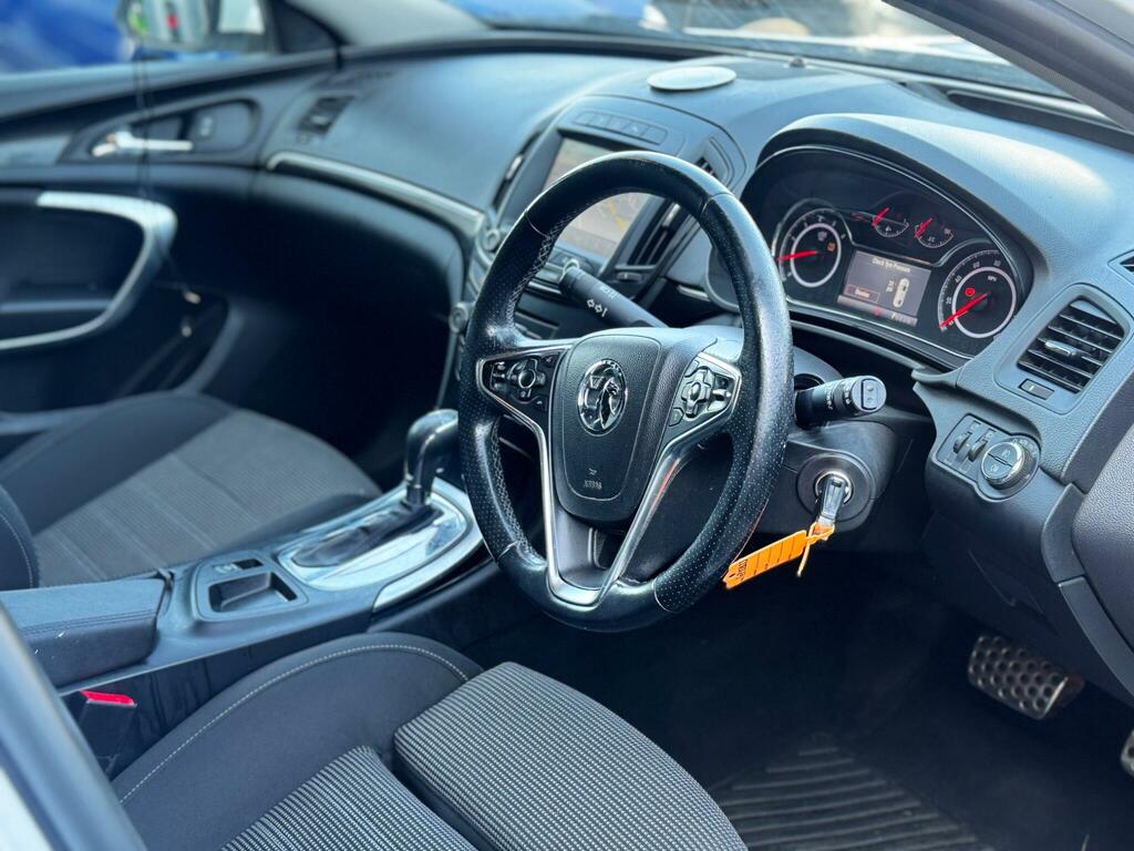 Vauxhall Insignia Estate  #6