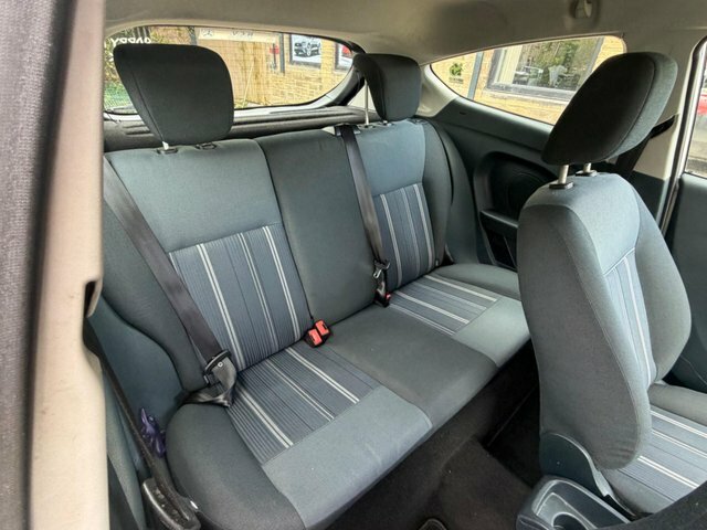 Ford Fiesta 1.25 Zetec Hatchback 133 Gkm, Black #12