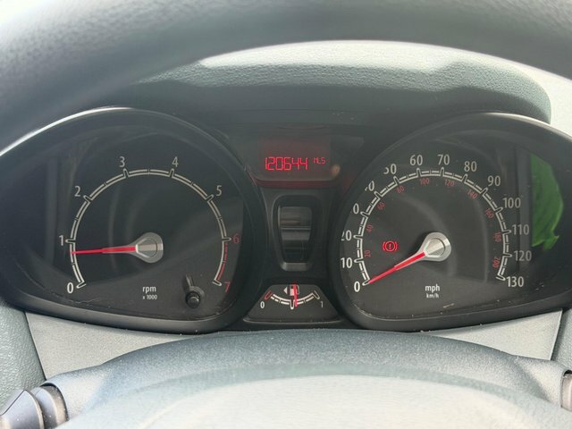 Ford Fiesta 1.25 Zetec Hatchback 133 Gkm, Black #14