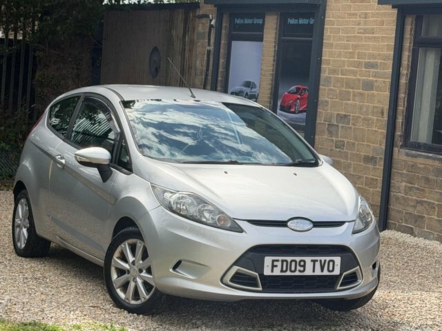Ford Fiesta 1.25 Zetec Hatchback 133 Gkm, Black #9