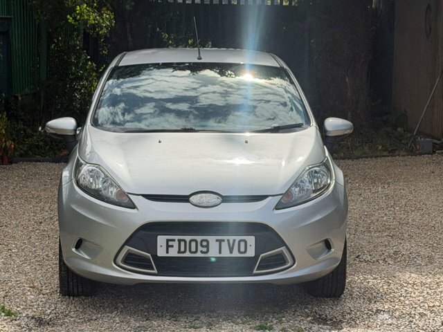 Ford Fiesta Style Silver #3