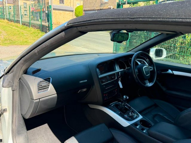 Audi A5 Cabriolet Silver #26