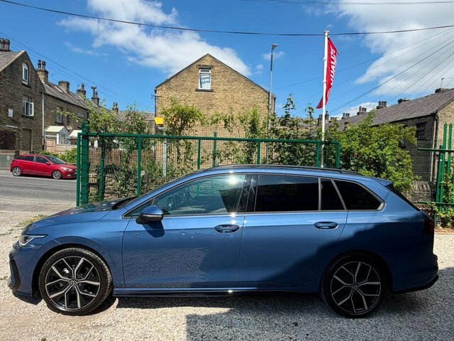 Volkswagen Golf Estate HV74PZB Blue #6