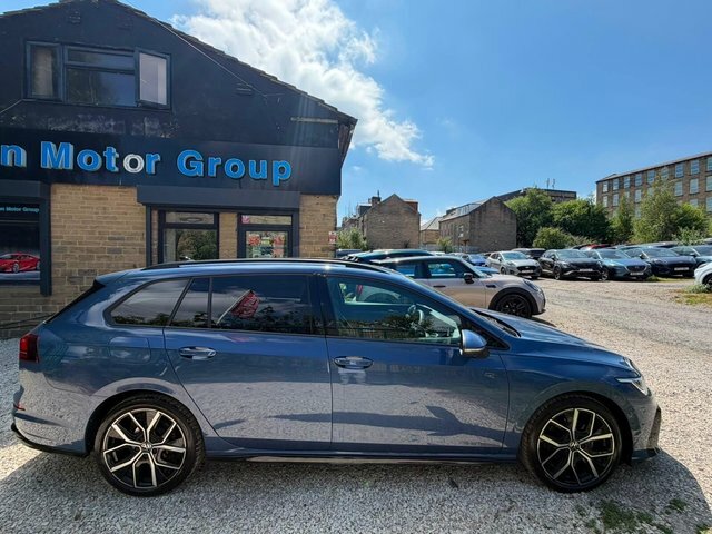Volkswagen Golf Estate HV74PZB Blue #3