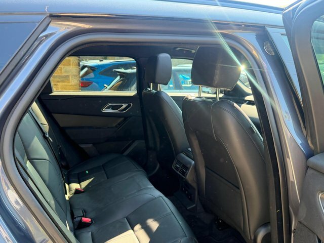 Land Rover Range Rover Velar Dynamic Se Red #41