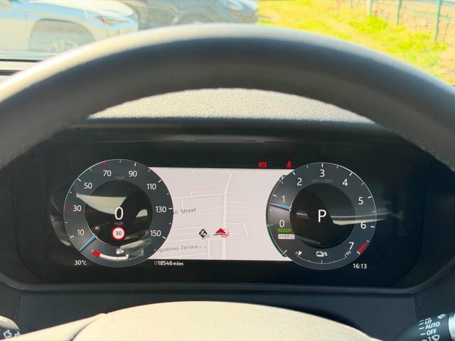 Land Rover Range Rover Velar Dynamic Se Red #37