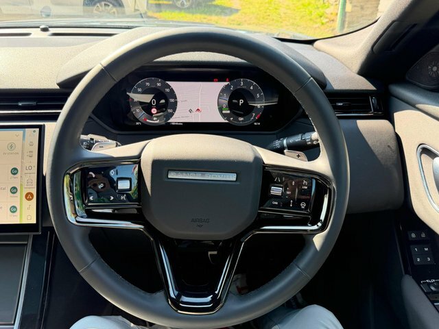 Land Rover Range Rover Velar Dynamic Se Red #33