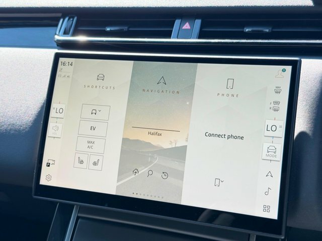 Land Rover Range Rover Velar Dynamic Se Red #40