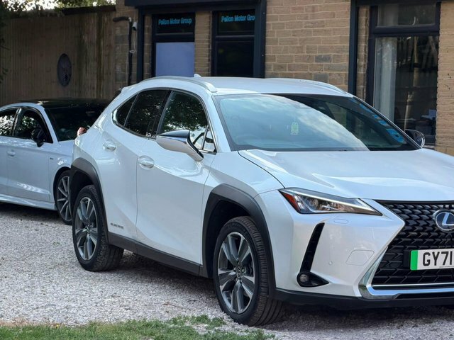 Lexus UX Suv White #6