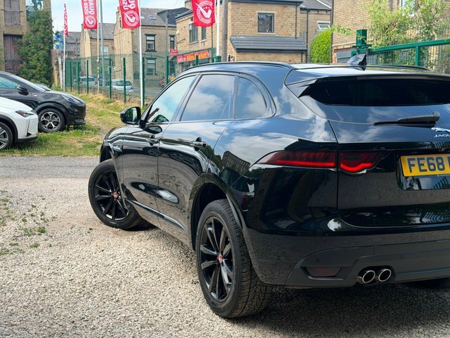 Jaguar F-Pace 2.0 Portfolio Awd 178 Bhp Blue #14