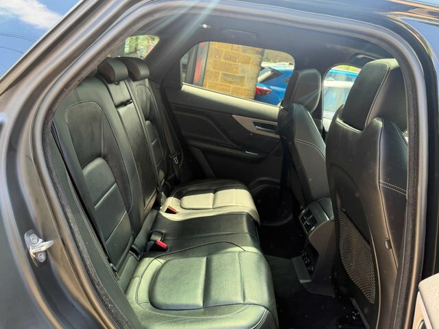 Jaguar F-Pace 2.0 Portfolio Awd 178 Bhp Blue #45