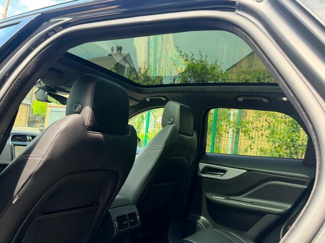 Jaguar F-Pace 2.0 Portfolio Awd 178 Bhp Blue #50