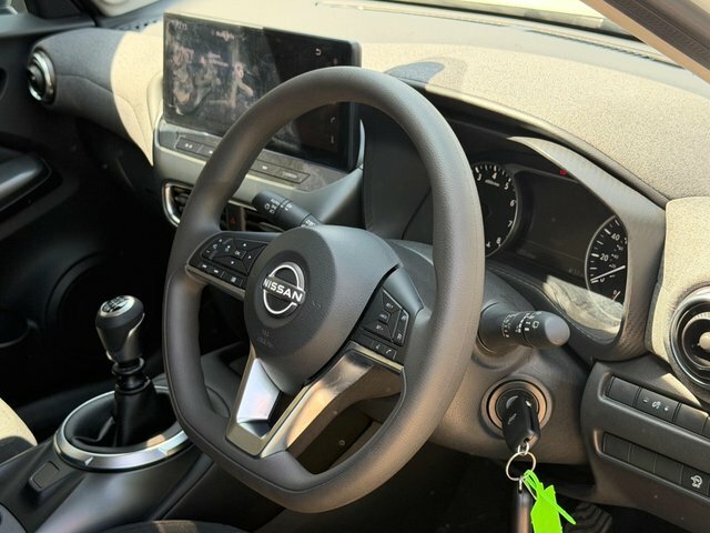 Nissan Juke Tekna Grey #26