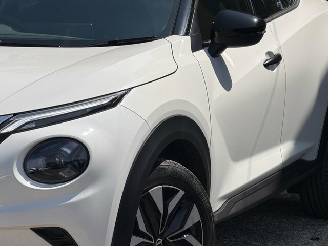 Nissan Juke Tekna Grey #8