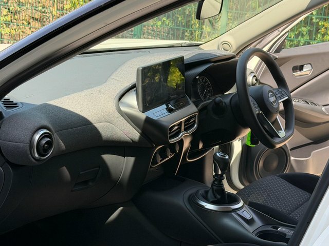 Nissan Juke Tekna Grey #33