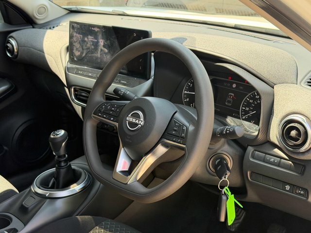 Nissan Juke Tekna Grey #28