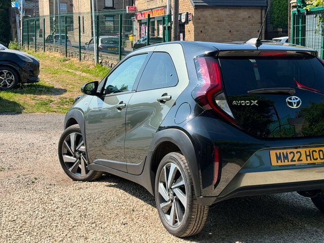 Toyota Aygo X Hatchback Black #18