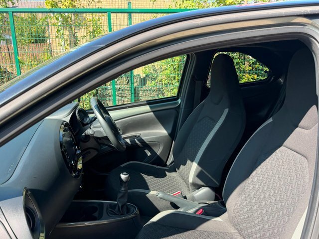 Toyota Aygo X Hatchback Black #36