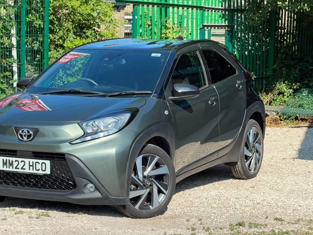 Toyota Aygo X Hatchback Black #32