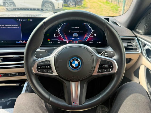 BMW i4 M Sport Black #41