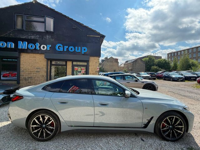 BMW i4 M Sport Black #13