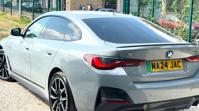 BMW i4 M Sport Black #7