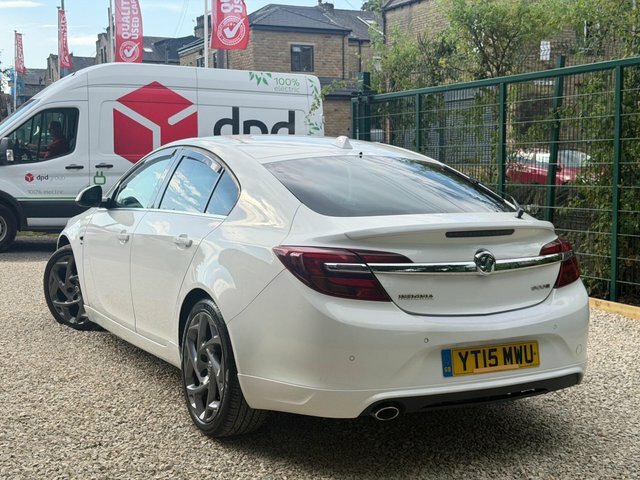 Vauxhall Insignia 1.8 Sri 138 Bhp Silver #36