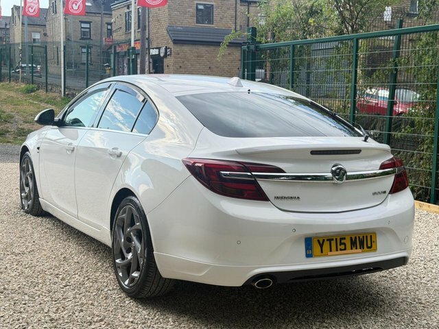 Vauxhall Insignia 1.8 Sri 138 Bhp Silver #7