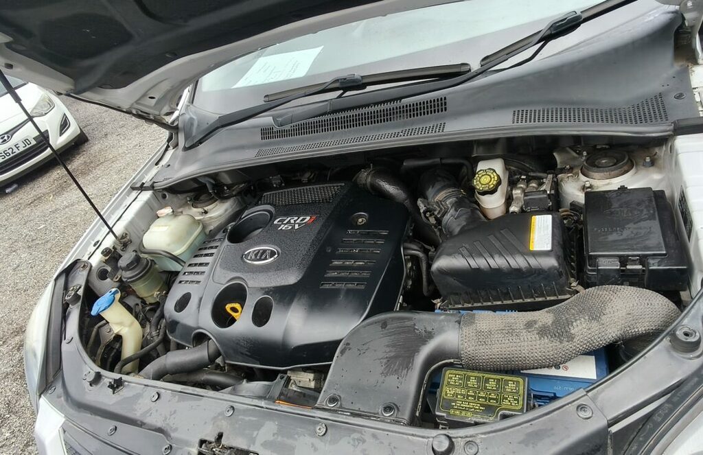 Kia Sportage 2.0 Xs Crdi Silver #8