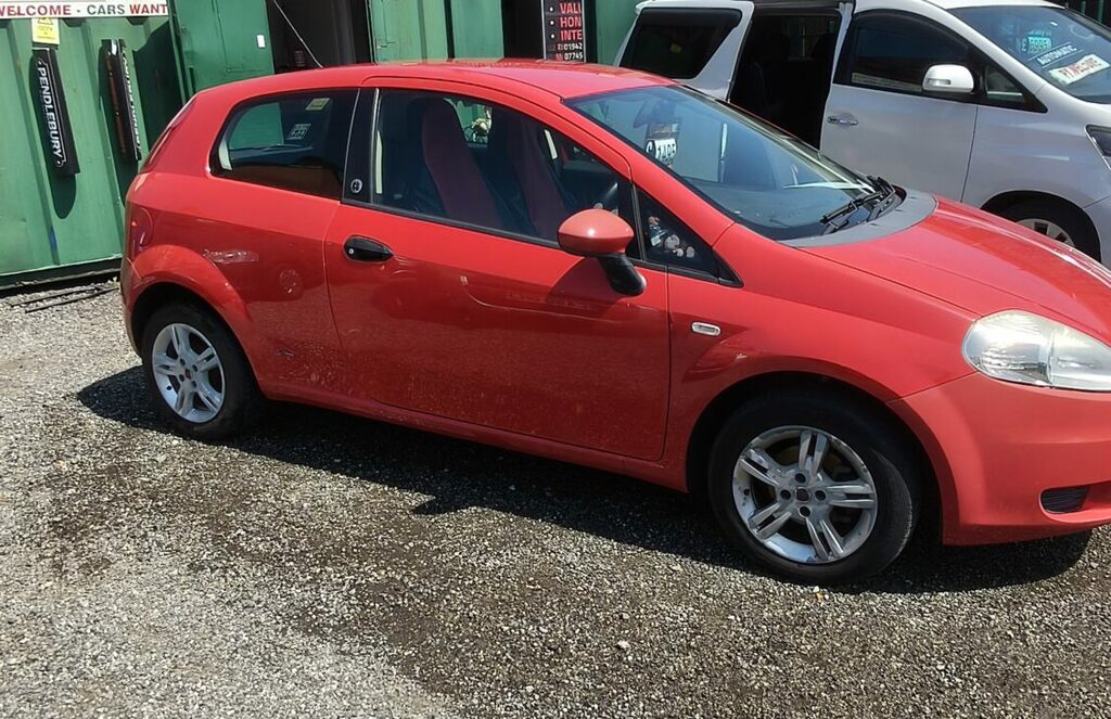 Fiat Punto Hatchback Black #2