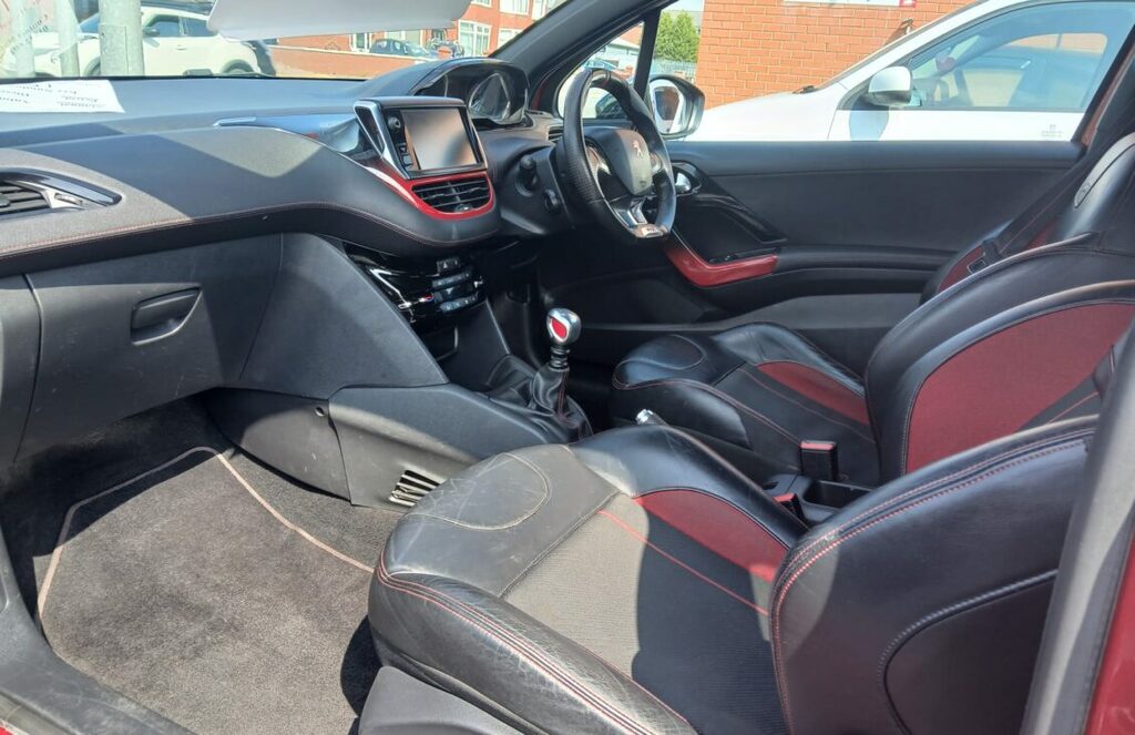 Kia Ceed 2 5-Door Silver #8