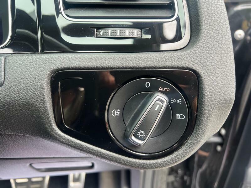 Volkswagen e-Golf Auto Silver #21