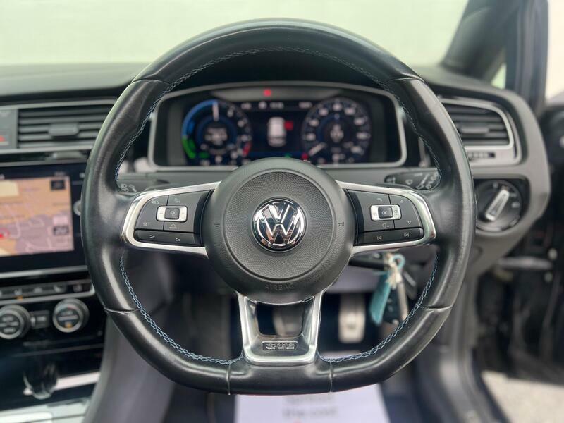 Volkswagen e-Golf Auto Silver #18