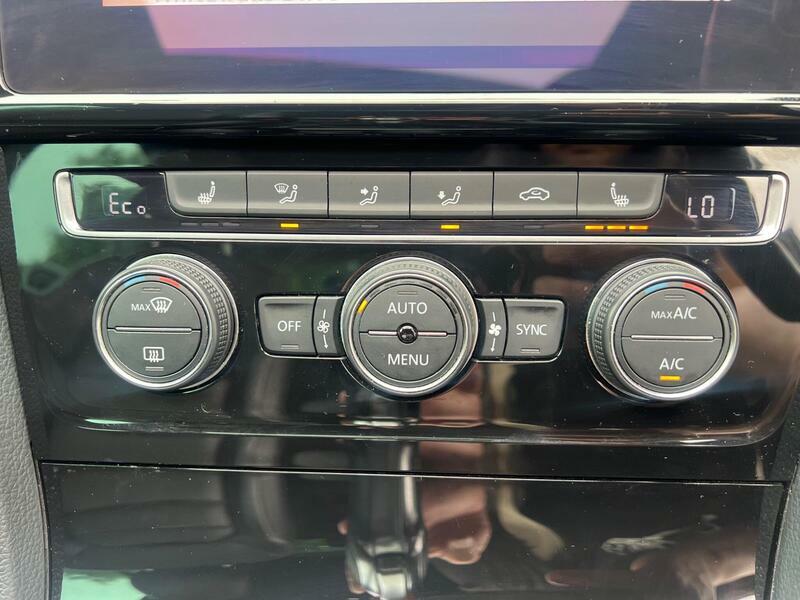 Volkswagen e-Golf Auto Silver #20