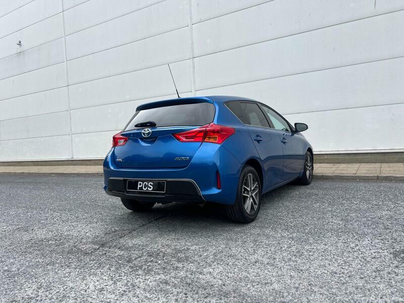 Toyota Auris 1.6 V-matic Excel Multidrive S Blue #10