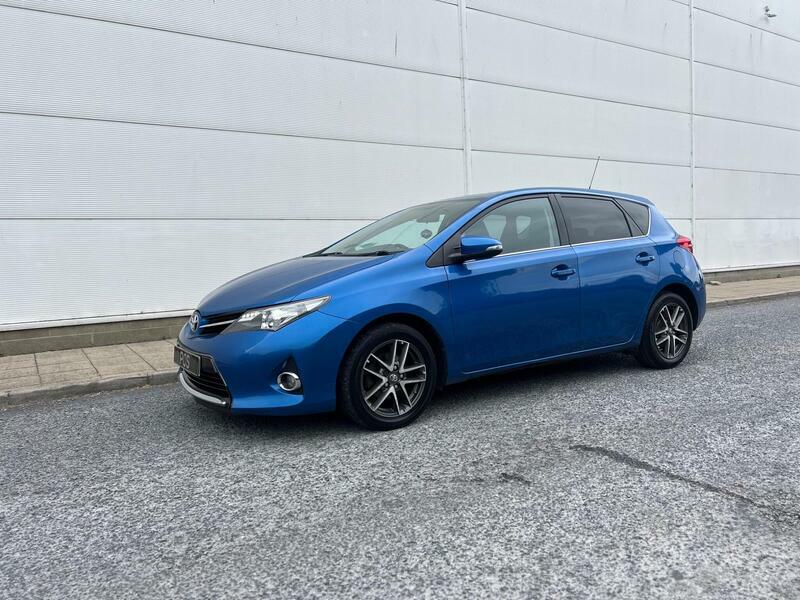 Toyota Auris 1.6 V-matic Excel Multidrive S Blue #24