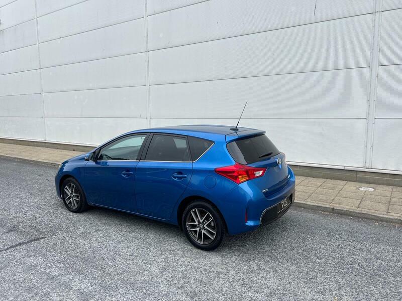 Toyota Auris 1.6 V-matic Excel Multidrive S Blue #27