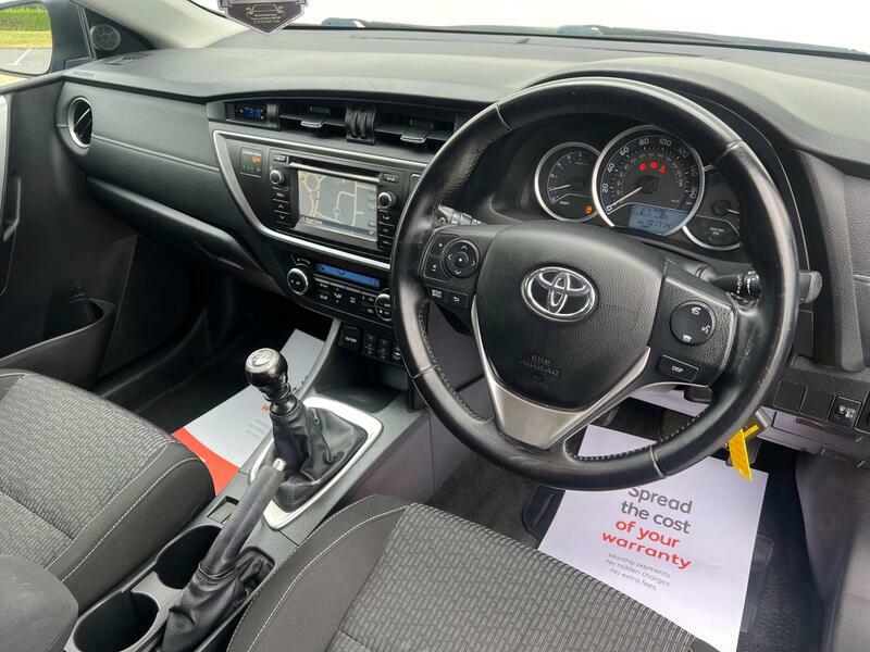 Toyota Auris 1.6 V-matic Excel Multidrive S Blue #12