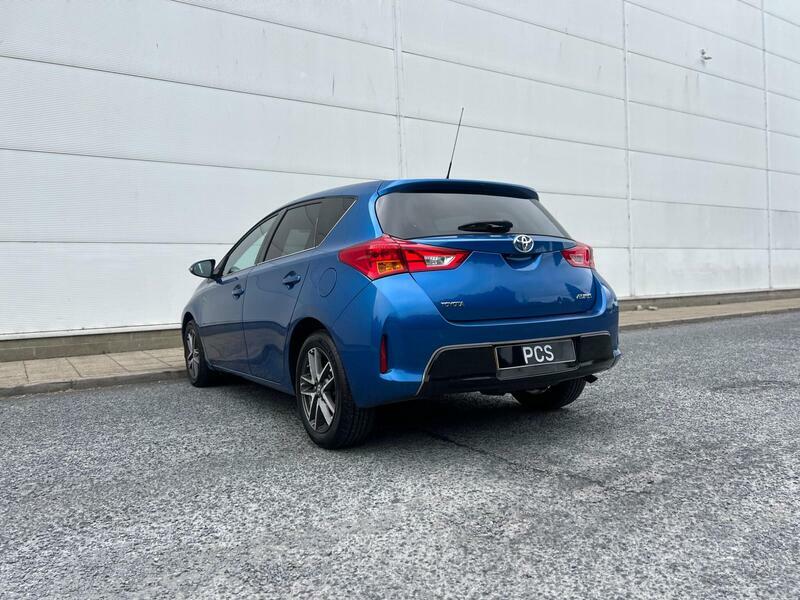 Toyota Auris 1.6 V-matic Excel Multidrive S Blue #8