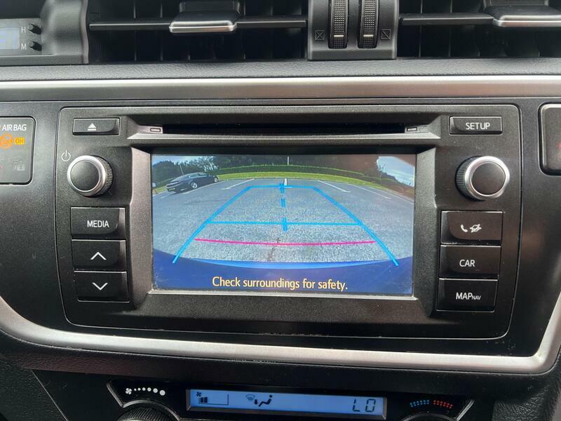 Toyota Auris 1.6 V-matic Excel Multidrive S Blue #22