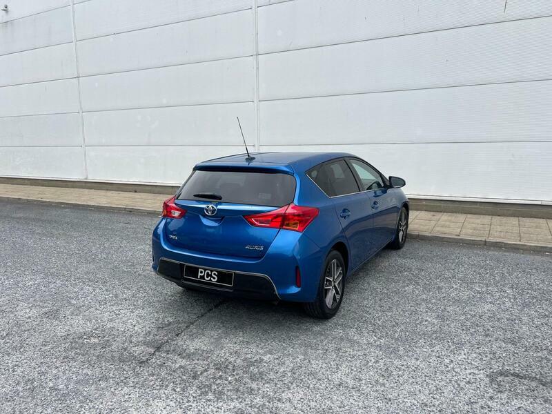 Toyota Auris 1.6 V-matic Excel Multidrive S Blue #11