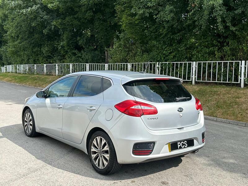 Kia Ceed 1.6 Gdi 2 Hatchback Euro 6 Ss Blue #44