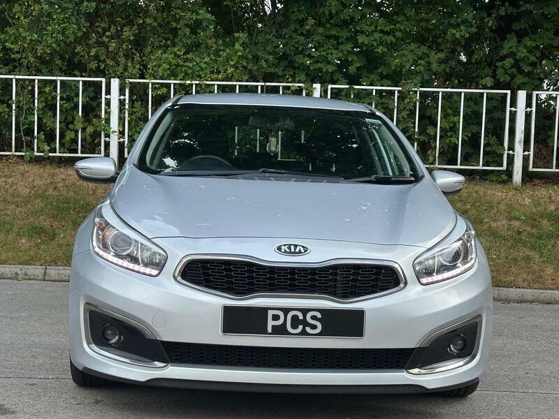 Kia Ceed 1.6 Crdi 3 Euro 6 Ss Silver