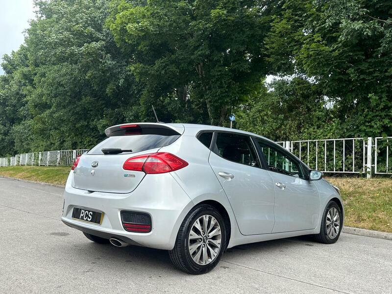 Kia Ceed 1.6 Gdi 2 Hatchback Euro 6 Ss Blue #14