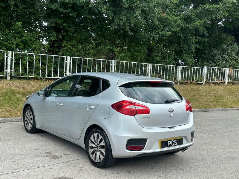 Kia Ceed 1.6 Crdi 3 Euro 6 Ss Silver #2