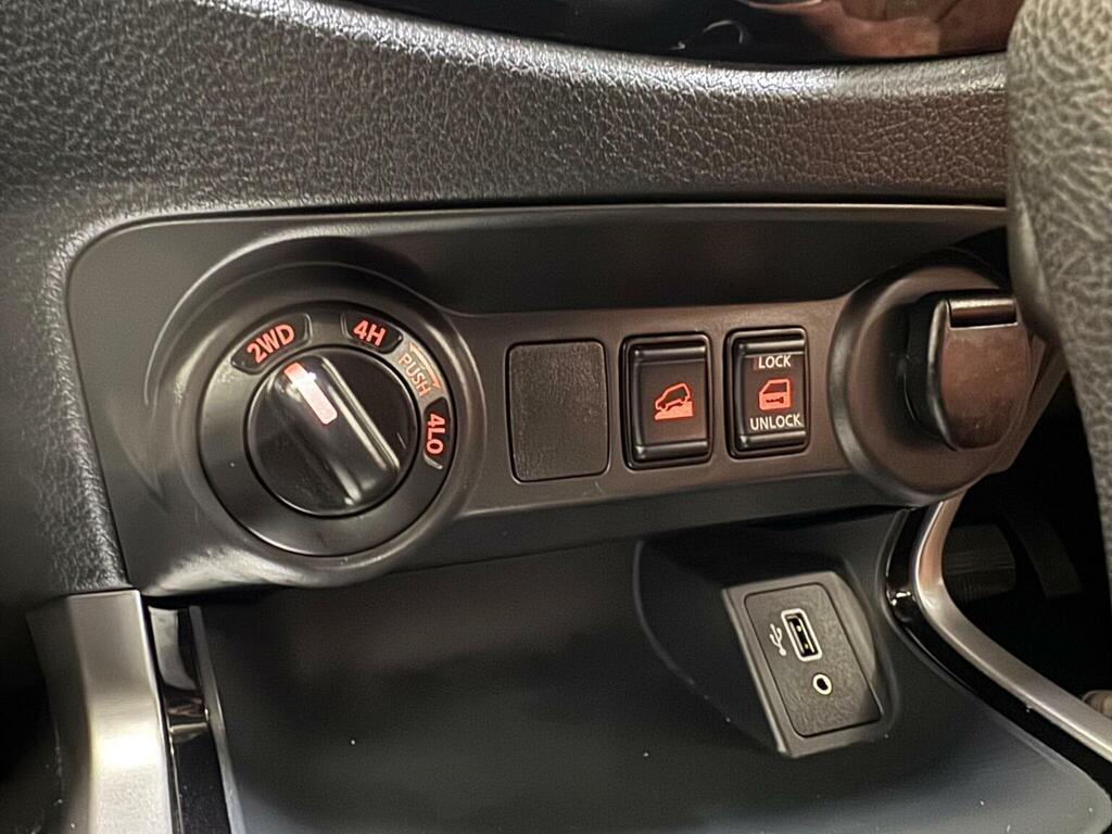Nissan Navara Dci N-guard Pickup Double Blue #36
